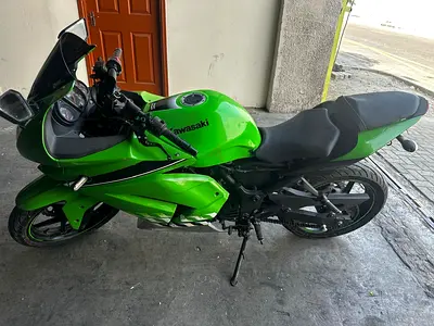 Kawasaki 400 ninja