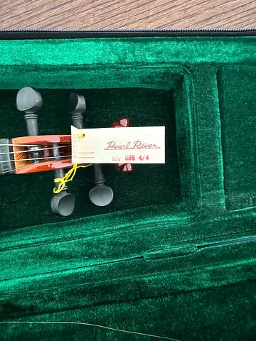 Brand New Pearl River MV 005 4/4 Violin