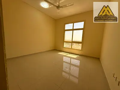 اجمل شقه ع الاطلاق *مساحه كبيره *  بلكونه * سعر خيال * صيانه فري * تكيف مركزي * تسهيل ف الدفعات