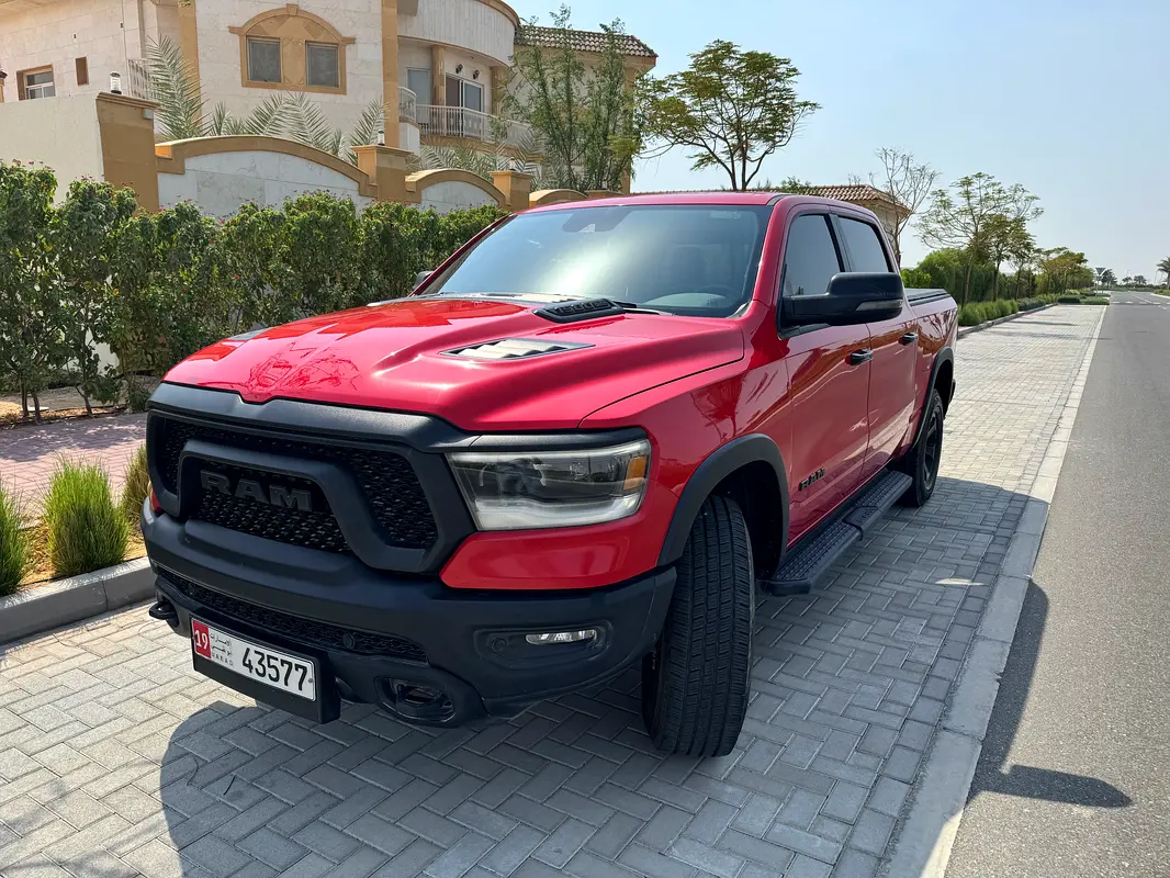 RAM 1500 2023 — photo 1 of 12