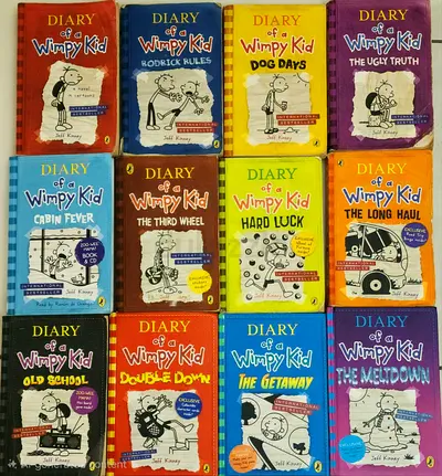 Set of 12 Diary of a Wimpy Kid books - complete collection