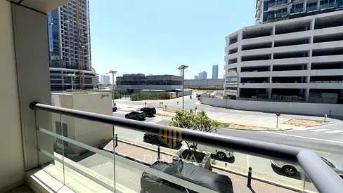 1-BR Huge Layout | Laundry | Dressing Room | Balcony