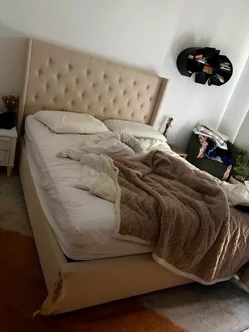 FREE - has to go urgently - queen size bed