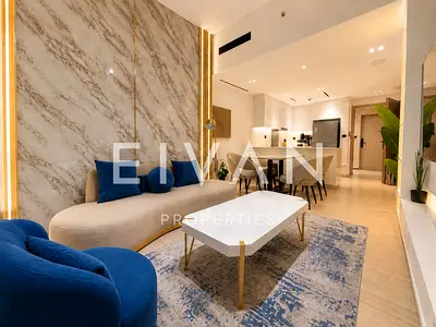 Elegant 1BR | Skyline Views | 4 Cheques
