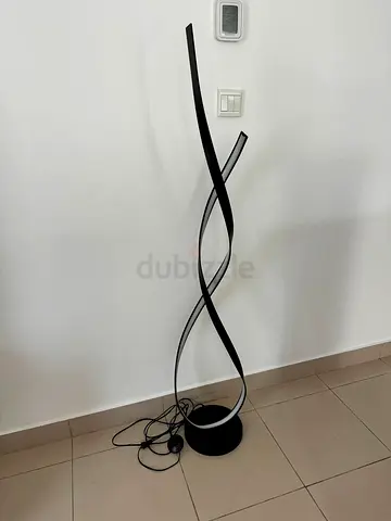 Modern twist LED lamp