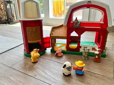 Fisher-Price Little People Animal Farm 6 Months +
