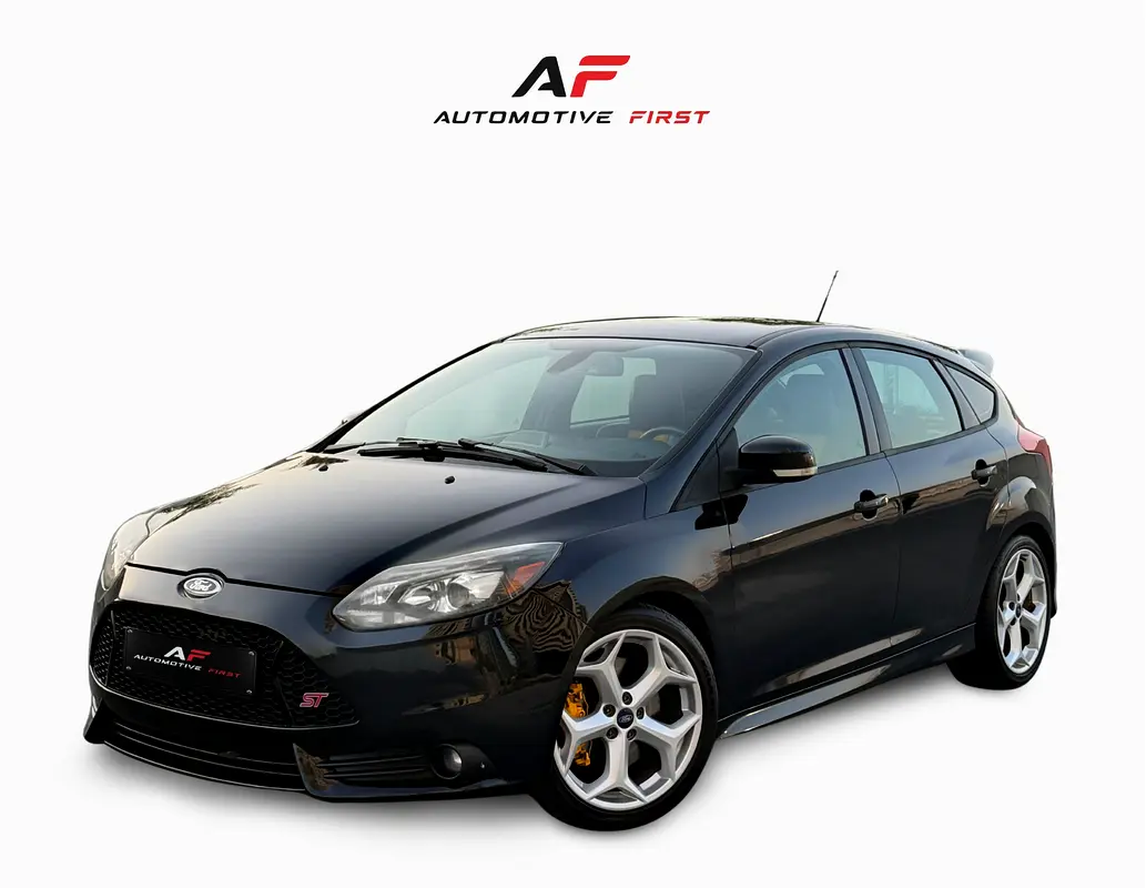 Ford Focus 2014 — photo 1 of 16