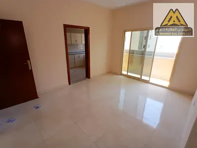 موقع ممتاز | سعر ممتاز | منطقة حيوي | قريب من جميع الخدمات | صيانة الدورية على المالك | اطلالة مفتوحة