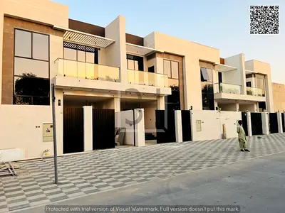 For sale: a fully furnished villa with a strategic location close to all services, schools, and shopping centers.