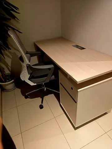 Light wood office desk with 2-drawer pedestal and office chair - excellent condition