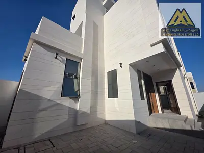 فرصة مميزة لامتلاك فيلا فاخرة في منطقة الزاهية بعجمان، تتميز بتصميم عصري وتشطيبات عالية الجودة، مع مساحات واسعة توفر الراحة والخصوصية لجميع أفراد الأس