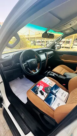 2021 Toyota FORTUNER 照片 6