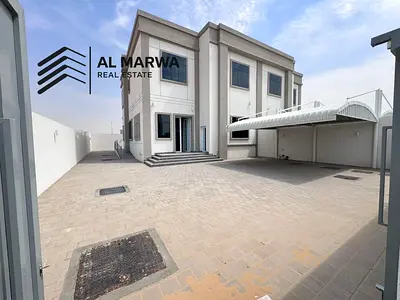 Spacious & Bright 5-Master BedRoom Ready to Move Villa