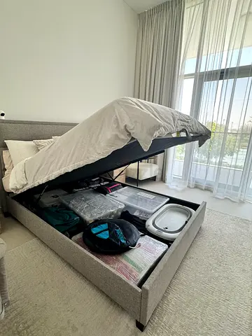 Bed Queen size with storage