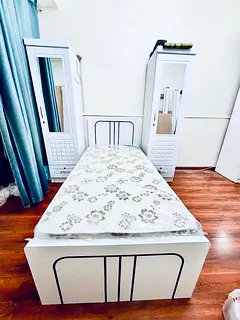 Bed space available in Liwan including All 1000