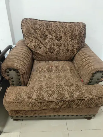 Large Comfortable Patterned Armchair - Brown Fabric
