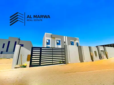 Luxurious brand new villa with lavish interior