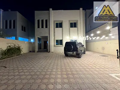 فيلا للبيع في المويهات 2 عجمان – 5 غرف نوم مع مجلس وصالتين وغرفة خادمة