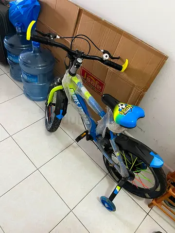 Vibrant Kids Bicycle ( For age upto 7 years) with Training Wheels and folding Study Table chair