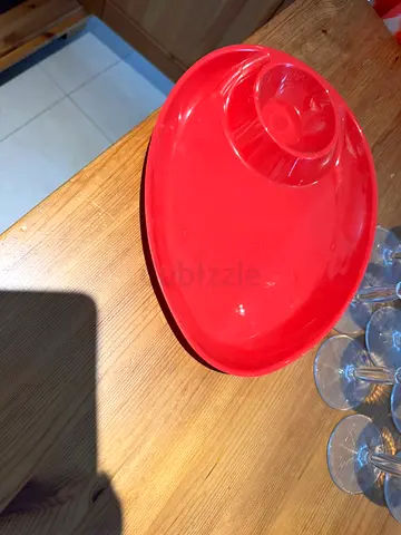 Red Microwave/Steam Food Cover - Plastic serving disch