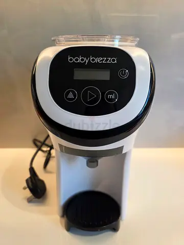 Baby Brezza Formula Pro MINI (Travel friendly) Automatic Baby Formula Dispenser (excellen condition)