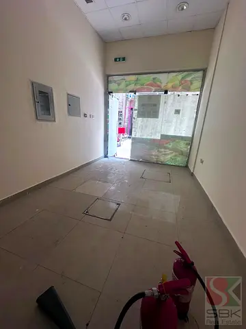 Prime Commercial Location | Ready to Move | High Footfall