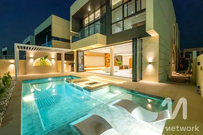 High Level Renovation | Full Golf View | Must See