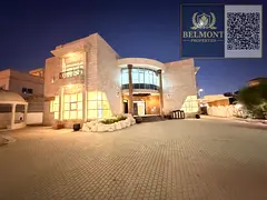 **>>Ready to Move Corner Big Villa>>6 Master Rooms>>2 Kitchens>>Driver Room&