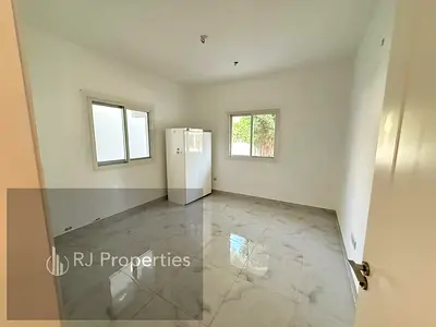 4 BR villa - private pool - garden area - nice finishing - 4 cheque payment