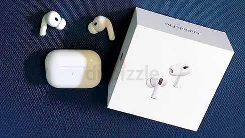Apple AirPods Pro (2nd gen) with Charging Case - Good Condition
