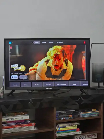 32-inch LED HD TV in flawless condition with chromecast Device for sale. Excellent for bedrooms