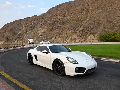 Porsche Cayman Standard 2016 GCC Specs