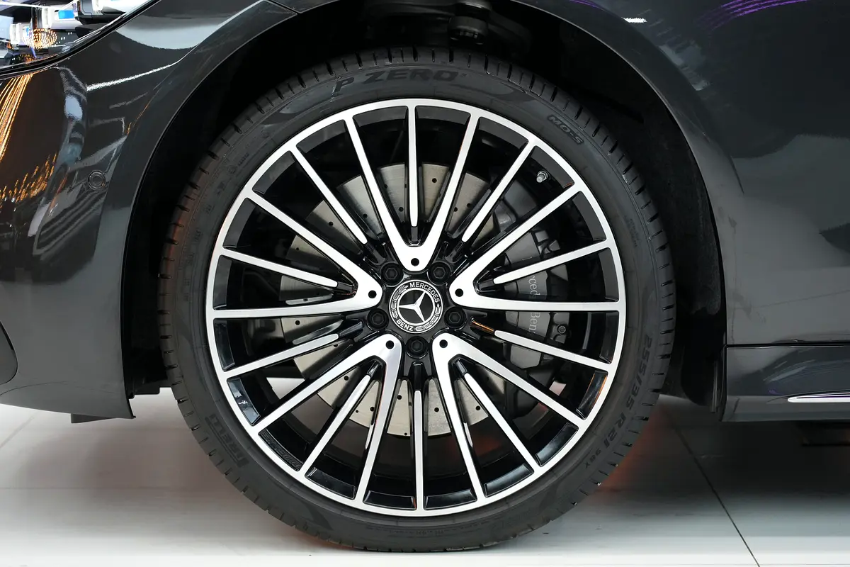 Mercedes-Benz S-Class 2026