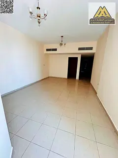 Ready-to-move-in studio apartment in Horizon Towers with private parking, high floor, and stunning v