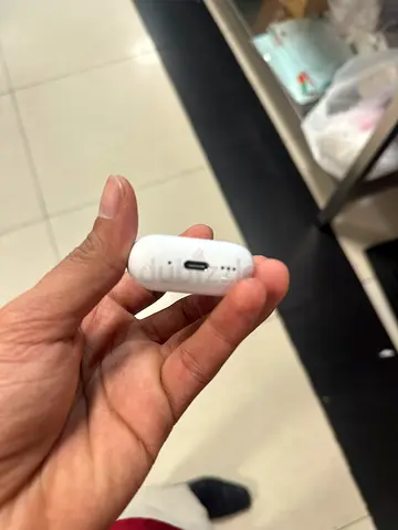 Apple AirPod 4 ANC