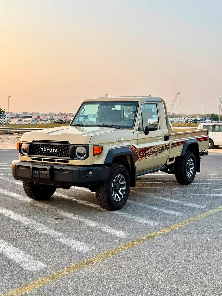 Toyota Land Cruiser 70 Series 2026 — photo 1 of 19