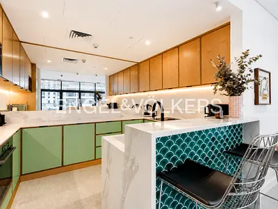 Fully Upgraded | Luxury Penthouse | Park Views