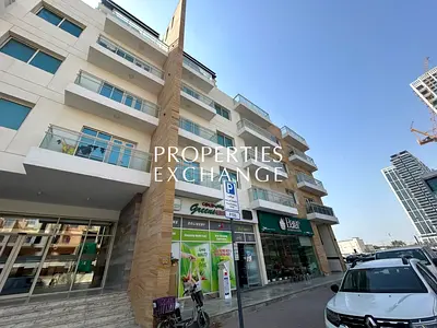 COMMUNITY VIEW | SPACIOUS | PREMIUM QUALITY