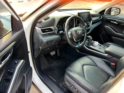 2020 Toyota HIGHLANDER — миниатюра 11