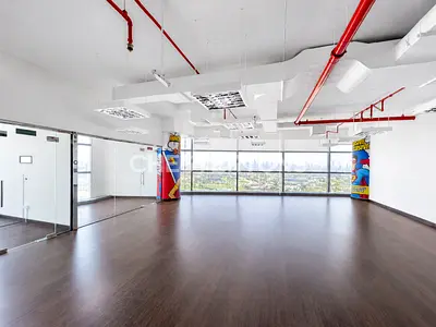 No Agent | Metro | Prime Location | Parking