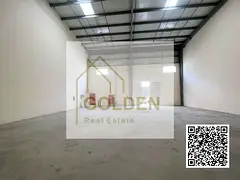 Modern warehouse offering 25 kW power, 2,000 sq ft usable space, and a prime main road location.