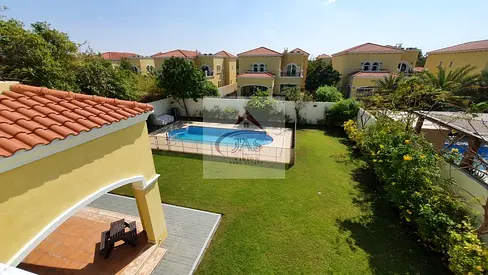 WITH PRIVATE POOL | EXTENDED 4 BEDROOM LARGE