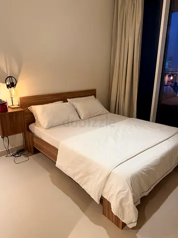 Modern Wooden Double Bed Frame with Headboard. Queen size