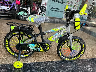 Kids Kinetic 16-inch Bicycle with Training Wheels — Like New