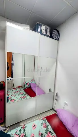 White Sliding Door Wardrobe with Mirror Panels - Good Condition