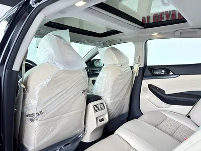 صورة مصغرة 11 لـ 2023 Nissan MAXIMA
