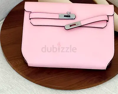 HERMES POUCH PINK SUPER MASTER QUALITY
WITH BOX PAPER BAG