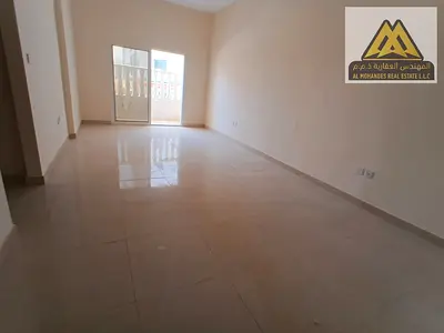 Excellent location | Excellent price | Vibrant area | Close to all amenities | Regular maintenance included | Open view