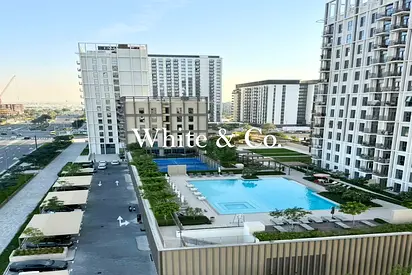 2 Bedroom | High Floor | Open Plan Unit