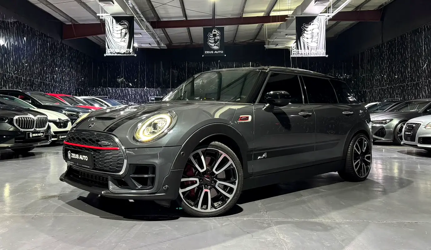 MINI Clubman 2022 — photo 1 of 20